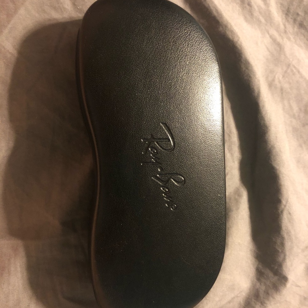 Ray bans glasses case